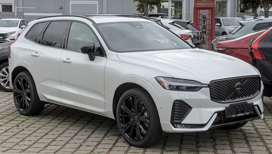 Volvo XC60 II 2025